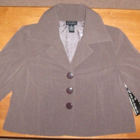 Vintage New York City Designed Brown Blazer Lined